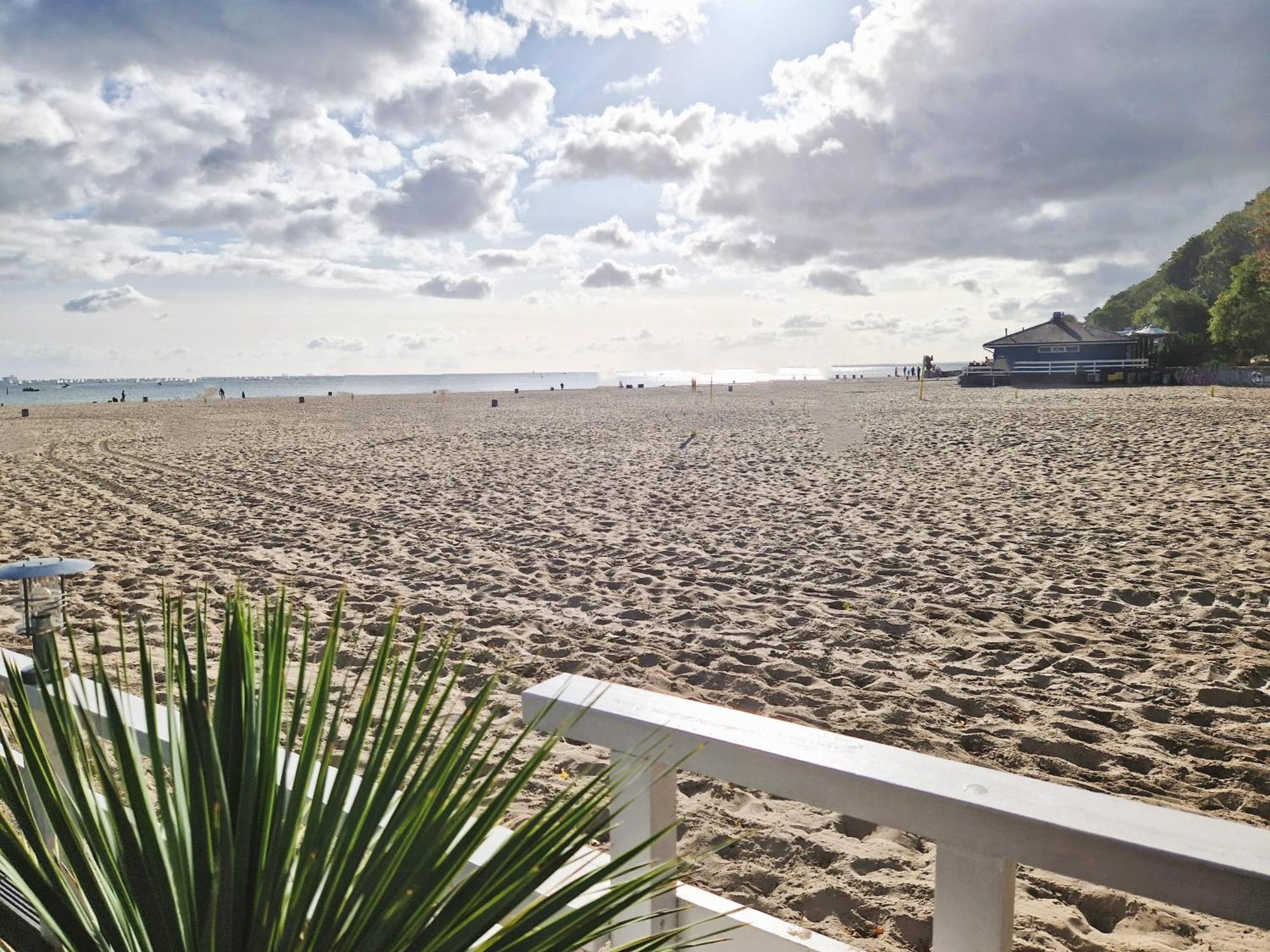 Plac Unii - Baltic Sands Premium